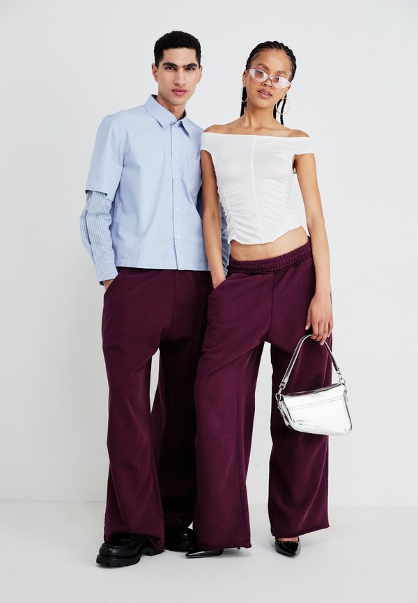 DARK RED MONSTER JOGGERS UNISEX - Tracksuit bottoms3