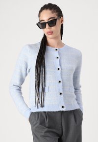 VILA VIAUDREY CHECK - Casaco de malha - kentucky blue