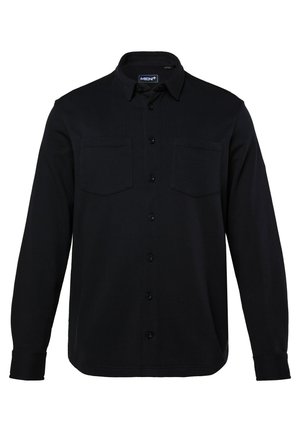 Zwart overhemd met lange mouwen, knopen, kraag en twee borstzakken, gemaakt van zachte stof.