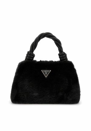 Schwarze Handtasche aus Kunstfell von Guess mit einem dreieckigen Logo. Sie verfügt über gedrehte schwarze Griffe und eine strukturierte Form, die Textur und Eleganz verleiht.