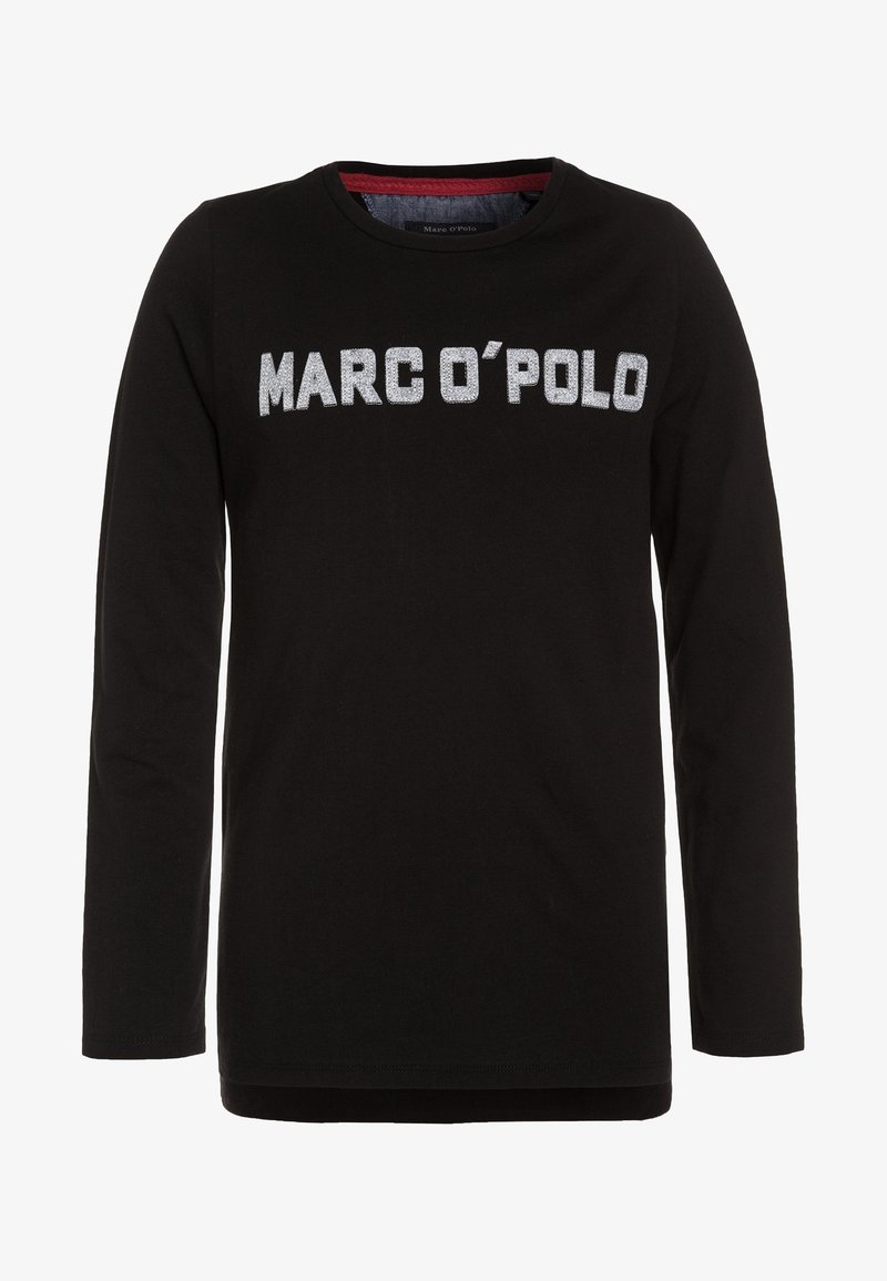 Camisa negra de manga larga con cuello redondo y "MARC O'POLO" impreso en el pecho con letras grandes blancas.