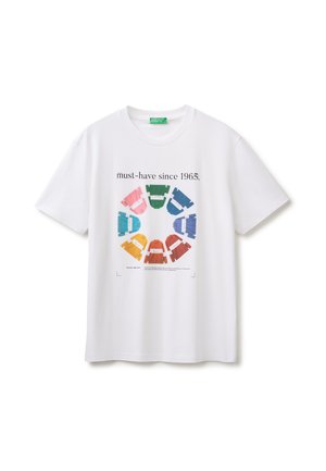 United Colors of Benetton, TOP WITH LOGO, REGULAR FIT. LOGO PRINT ON FRONT.. - T-shirt con stampa - white