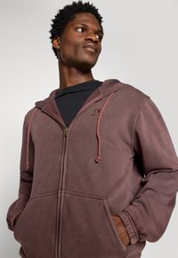 Champion ICONS FULL ZIP HOODIE - Sweatjacke - bordeaux