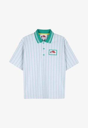 Polo bianca a maniche corte con strisce verdi verticali, colletto verde con strisce bianche e toppa con il logo Mickey Mouse di Marc Jacobs sul petto.