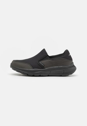 Skechers EQUALIZER 5.0 - Sneaker low - black