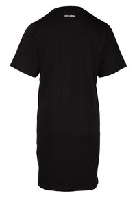 Zwarte katoenen t-shirt met een ronde halslijn en korte mouwen. De achterkant heeft een logo label op de hals. Soepele textuur, eenvoudige uitstraling.