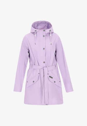 Lavendel vandtæt regnjakke med hætte, trykknapper, justerbare snore, bælte i taljen og to frontlommer med klaplukninger.
