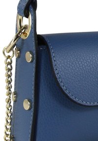 DrachenLeder TOSCANTO  - Handtas - blau