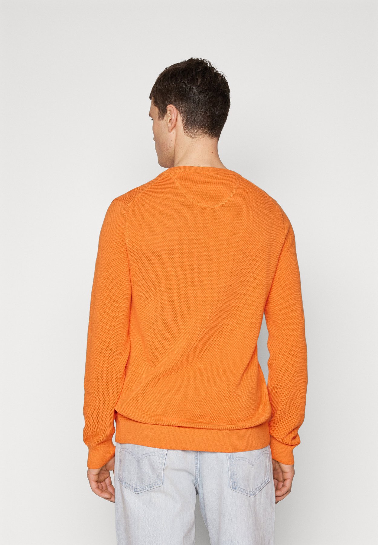 C-NECK