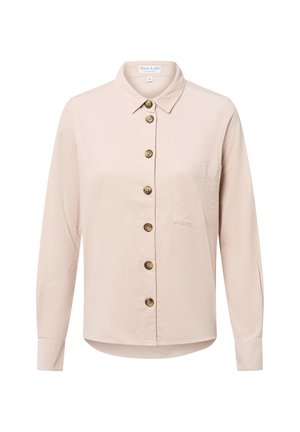 Camicia a maniche lunghe rosa chiaro realizzata in tessuto morbido, con apertura a bottoni, colletto e taschino sul petto con bordo arrotondato.