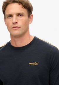 Superdry & Co ESSENTIAL LOGO RETRO - Camiseta de manga larga - eclipse navy