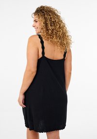 Zizzi Camicia da notte - black