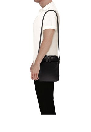 Picard, RELAXED  - Cross body bag - black