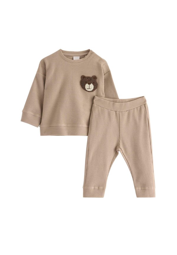 SET -AND JOGGERS - Strickpullover - dusty beige