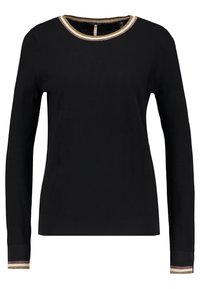 Czarny sweter z długim rękawem i okrągłym dekoltem, ozdobiony metaliczną lamówką w kolorach złotym, fioletowym i srebrnym wokół kołnierza i mankietów.