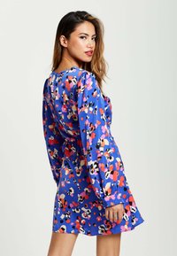 Liquorish ABSTRACT DOT PRINT MINI WRAP - Day dress - blue