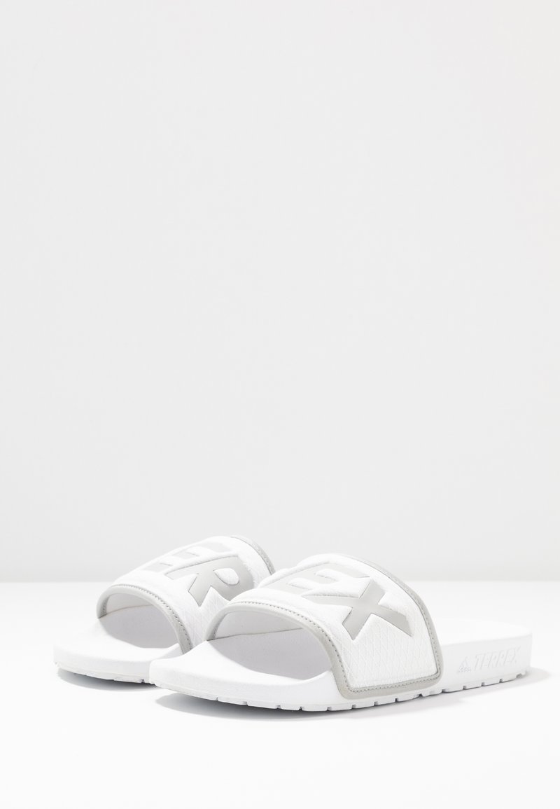 Adidas Performance Terrex Adilette Slides Chanclas De Bano Footware White Grey Two Blanco Zalando Es