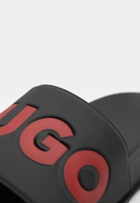 Thumbnail Image 4