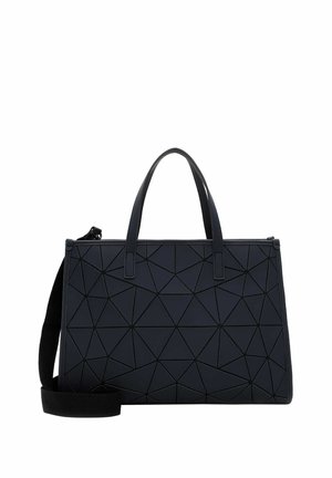 Rechteckige schwarze Handtasche mit strukturiertem geometrischem Muster, zwei oberen Griffen und abnehmbarem Schultergurt. Hergestellt aus synthetischem Material.