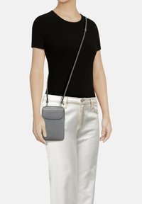 Picard NOEL - Phone case - granite