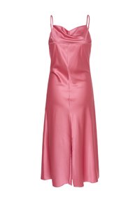 Robe nuisette en satin rose avec bretelles fines, décolleté en cowl, forme en A et fente avant pour un détail et un mouvement supplémentaires. Texture lisse.