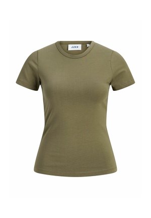 Olivengroene aansluitende T-shirt met korte mouwen en ronde hals met JJXX-label aan de binnenkant van de kraag, afgebeeld op een witte achtergrond.