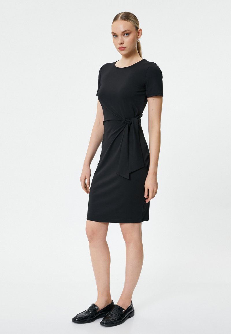 Koton TIE DETAIL SHORT SLEEVE - Trikoomekko - black