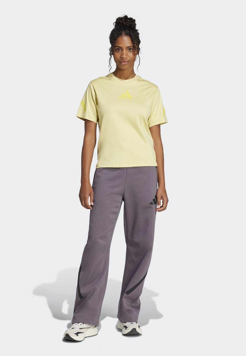 adidas Sportswear Sport T-shirt geel