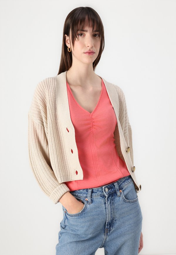 V ELBOW NECK PUFF TEE - Basic T-shirt - watermelon ice3