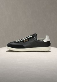 Vybrané, black/off-white