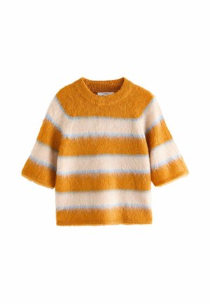 Pull en maille épaisse à manches courtes avec une texture duveteuse, présentant des rayures horizontales en jaune moutarde, crème et bleu clair.