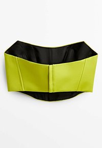 Zielony pasek w stylu gorsetu o gładkiej fakturze, z szeroką sylwetką i czarnym wnętrzem. Zapięcie z przodu, elegancki design.