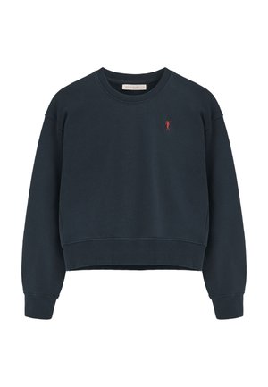 Felpa corta blu navy realizzata in cotone con maniche lunghe, polsini a costine e un piccolo logo rosso ricamato sul petto.
