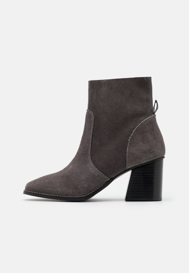 Botki - dark grey
