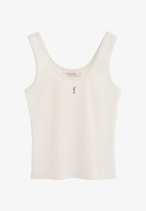Camiseta blanca sin mangas con escote redondo, pequeño logo bordado de jugador de polo debajo del cuello y etiqueta "Polo Club" en el interior del cuello.