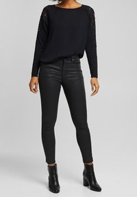 Esprit Stickad tröja - black