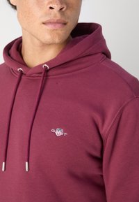GANT SHIELD - Hoodie - wine red