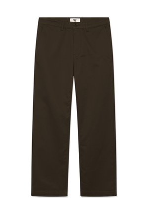 Pantalones de algodón marrones con corte recto, que incluyen bolsillos frontales, un cierre de botón y una etiqueta en la cinturilla. Textura suave y color uniforme.