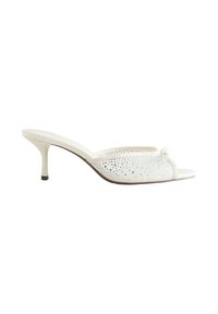 Sandale mule en mesh blanc ornée de petits strass étincelants, talon aiguille de hauteur moyenne et design à bout ouvert.