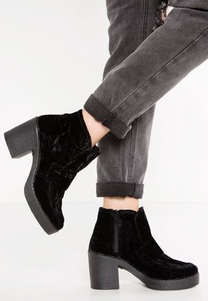 Enkelkaarsjes - black