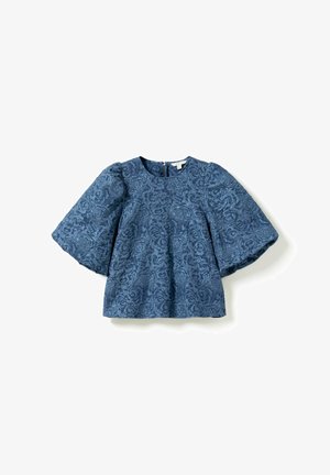 Blauwe blouse met bloemmotief, gemaakt van textuurstof met een ronde hals en opgeblazen mouwen, voorzien van een ritssluiting aan de achterkant.