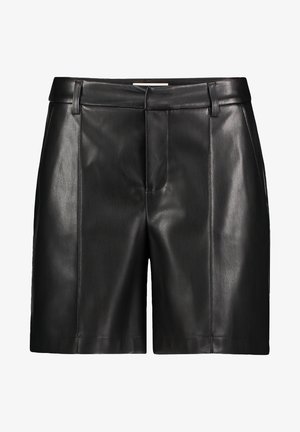 Zwarte leren shorts met een gladde textuur, voorzien van een getailleerd ontwerp, voorzakken en een rechte zoom.