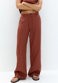PULL&BEAR JOGGERS - Broek - copper