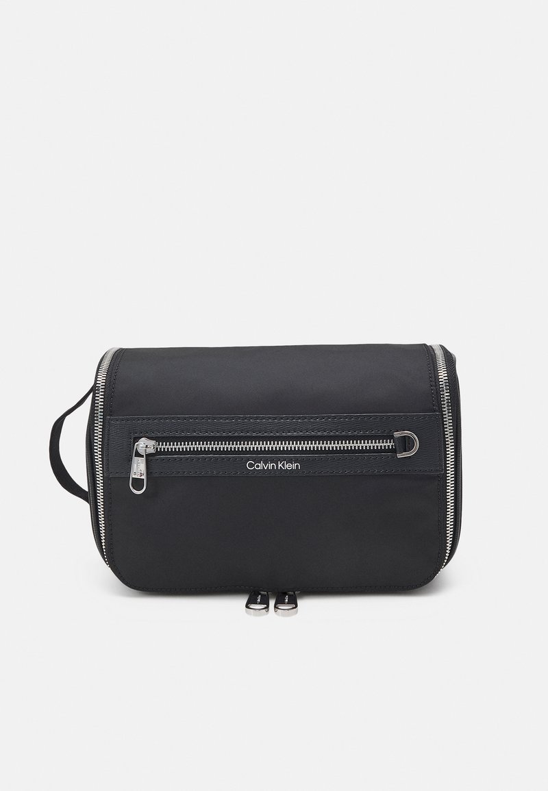 Calvin Klein CLASSIC WASHBAG HANGER Wash bag black Zalando.de