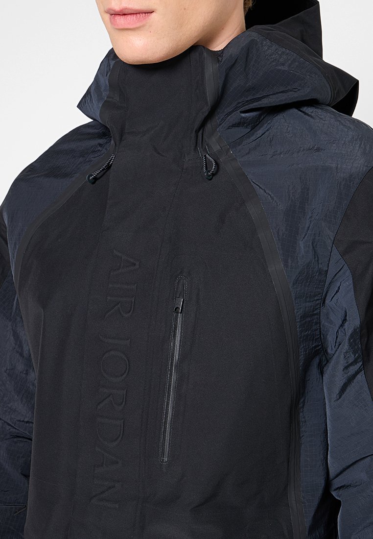 Outdoorjacke