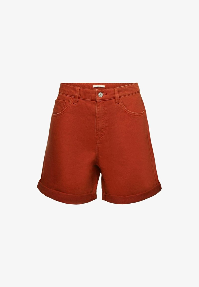 Short en jean couleur rouille avec ourlets roulés, bouton devant, fermeture éclair, et poches avant et arrière.