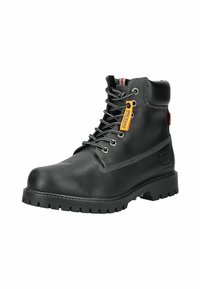 Bota de tobillo de cuero negro con costuras grises, punta redonda, cuello acolchado, ojales de metal y suela de goma resistente. Incluye una pequeña etiqueta de la marca.