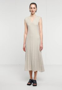 House of Dagmar WIDE DRESS - Φόρεμα-πουλόβερ - ivory
