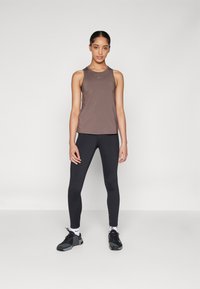 Nike Performance ONE CLASSIC TANK - Linne - ironstone/black