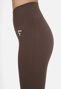 SQUATPROOF RETAINED SEAMLESS HIGH WAIST  - Leggings - dark brown